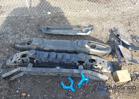 2023 Jeep Wrangler 4Xe 4X4 z USA, uszkodzony, nr VIN 1C4JJXN69PW693522